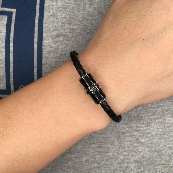 charm bracelets creative simple punk wind handmade leather rope men's bracelet stainless steel magnetic buckle fashion 7-pw726, Golden;silver
charm bracelets creative simple punk wind handmade leather rope men's bracelet stainless steel magnetic buckle fashion 7-pw726, Golden;silver