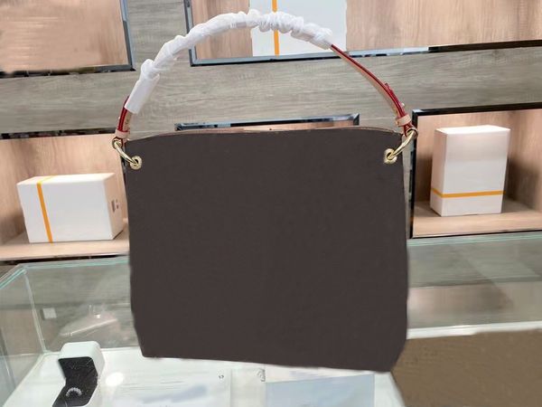 2021 luxurys designers bags womens tote crossbody bag shoulder leather good quality women handbags vintage bucket shopping messenger with gi
2021 luxurys designers bags womens tote crossbody bag shoulder leather good quality women handbags vintage bucket shopping messenger with gi