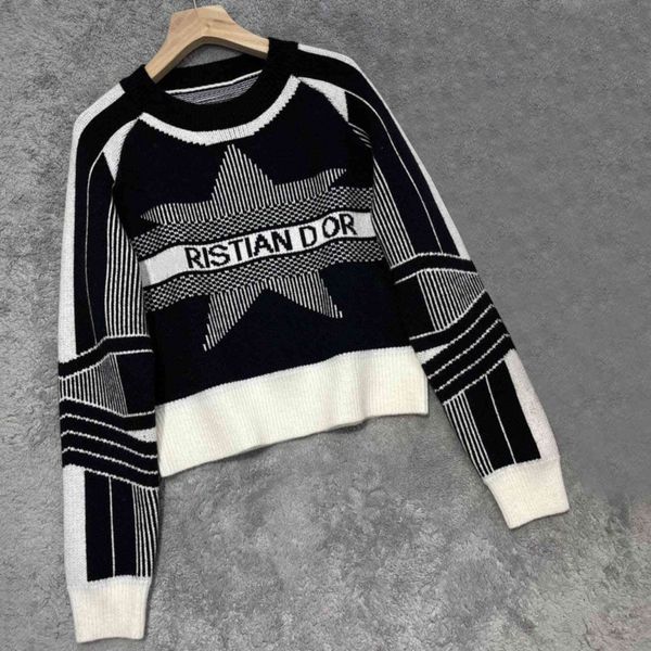 design wool autumn new five pointed star letter color contrast aging style simple long sleeve sweater women, White
design wool autumn new five pointed star letter color contrast aging style simple long sleeve sweater women, White