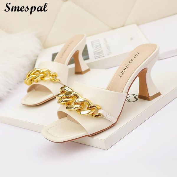 dress shoes sandals women summer slippers fashion high heels in metal chain design details, Black
dress shoes sandals women summer slippers fashion high heels in metal chain design details, Black