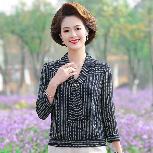 women's t-shirt 2021 spring and summer fashion short-sleeved foreign chiffon temperament three-quarter sleeves v-neck top, White
women's t-shirt 2021 spring and summer fashion short-sleeved foreign chiffon temperament three-quarter sleeves v-neck top, White
