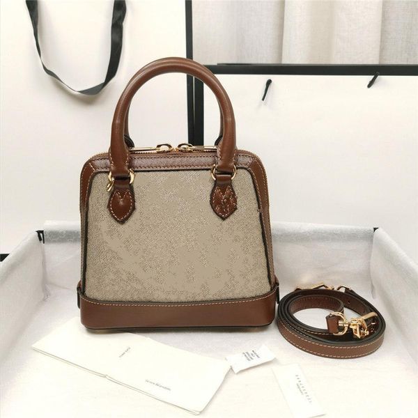 shoulder bags luxury high-end female bag horsebit retro pattern style mini shell shoulderbag handbag purses handbags
shoulder bags luxury high-end female bag horsebit retro pattern style mini shell shoulderbag handbag purses handbags