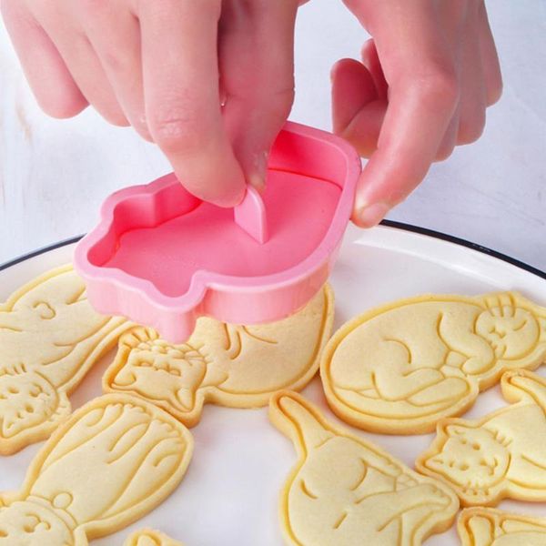 baking moulds 6pcs cookie cutter set tools plastic cat dog stamp biscuit mold cutters cakes decorating bakeware
baking moulds 6pcs cookie cutter set tools plastic cat dog stamp biscuit mold cutters cakes decorating bakeware