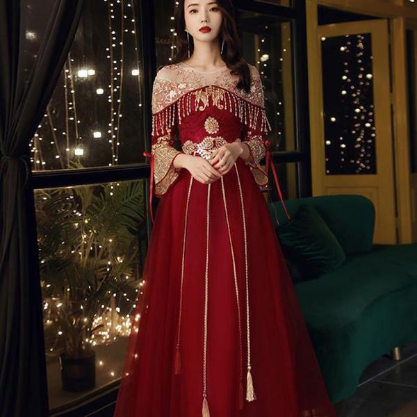 ethnic clothing flared sleeves bride wedding party gown lace chinese dress spring tassel qipao elegant evening, Red
ethnic clothing flared sleeves bride wedding party gown lace chinese dress spring tassel qipao elegant evening, Red