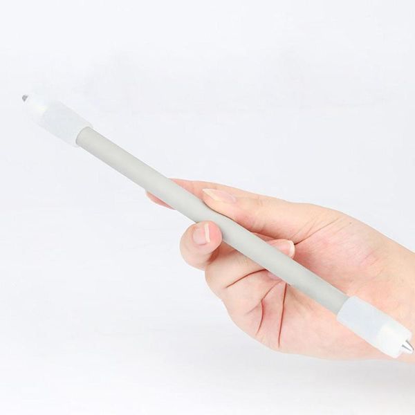 gel pens spinning pen solid color non slip coated 23cm portable for school office light weight multifunctional anti-slip
gel pens spinning pen solid color non slip coated 23cm portable for school office light weight multifunctional anti-slip