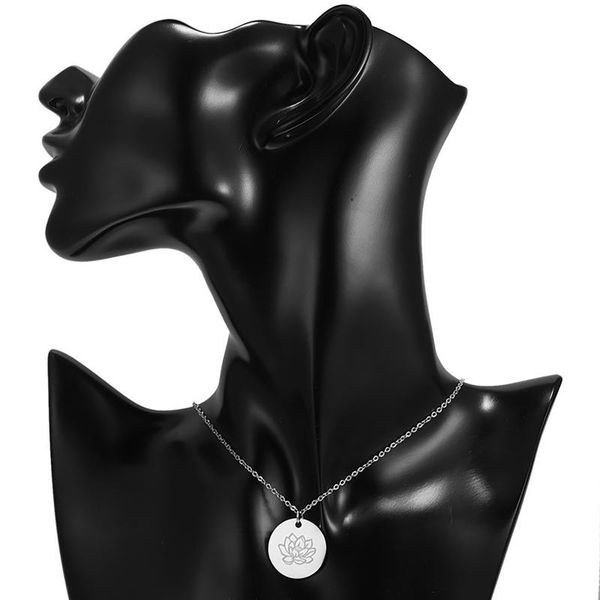 pendant necklaces personalized birthday flower round silver necklace customize carved flowers stainless steel women jewlry gifts
pendant necklaces personalized birthday flower round silver necklace customize carved flowers stainless steel women jewlry gifts