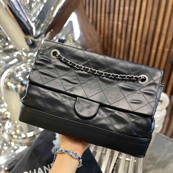 design s bag new women's single shoulder messenger chain fold postman large capacity bag
design s bag new women's single shoulder messenger chain fold postman large capacity bag