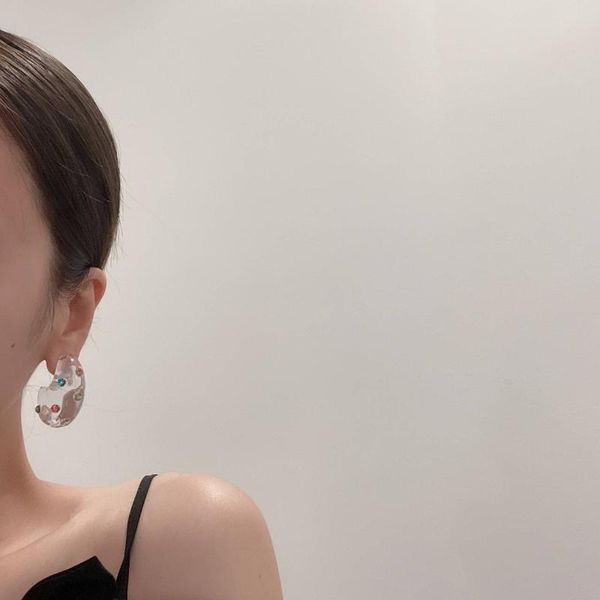 stud v-558 retro cream white transparent color resin earrings u-shaped french niche temperament net red, Golden;silver
stud v-558 retro cream white transparent color resin earrings u-shaped french niche temperament net red, Golden;silver
