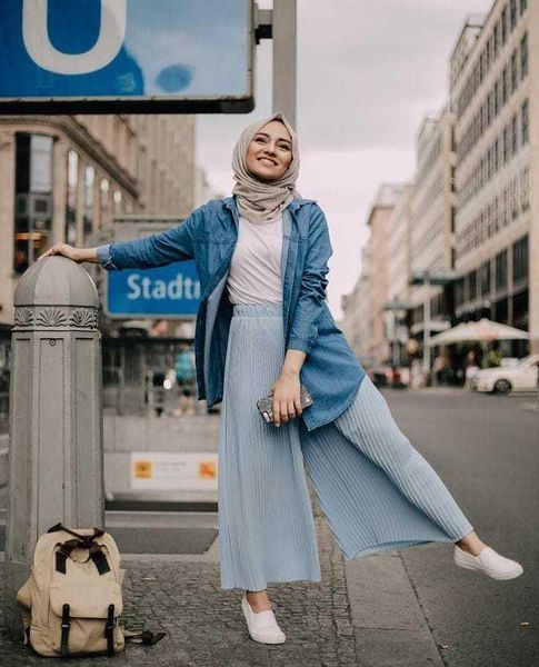 arab sweat high waist muslim pleated wide leg pants women solid color wrinkle ankle-length long musulman islamic clothing women's & cap, Black;white
arab sweat high waist muslim pleated wide leg pants women solid color wrinkle ankle-length long musulman islamic clothing women's & cap, Black;white