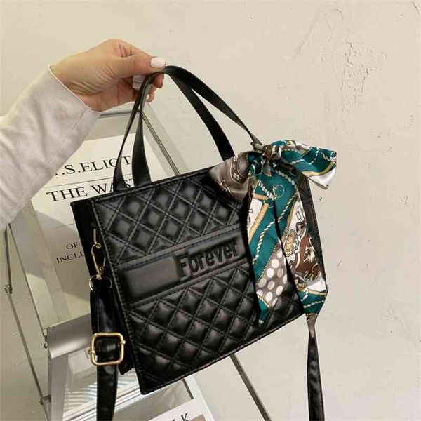 large capacity large bag women's western style silk scarf autumn and winter single shoulder messenger bag tf5g
large capacity large bag women's western style silk scarf autumn and winter single shoulder messenger bag tf5g