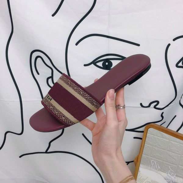 yellow luxury designer leather ladies sandals summer flat slipper fashion beach woman big head rainbow letters s 35-42, Black
yellow luxury designer leather ladies sandals summer flat slipper fashion beach woman big head rainbow letters s 35-42, Black