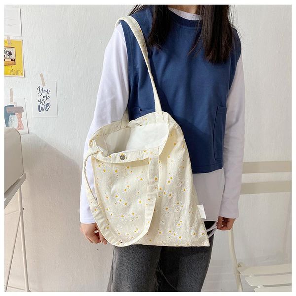 evening bags 2021 casual canvas shoulder bag school girl shopping flower large capacity handbag design embossed daisy
evening bags 2021 casual canvas shoulder bag school girl shopping flower large capacity handbag design embossed daisy