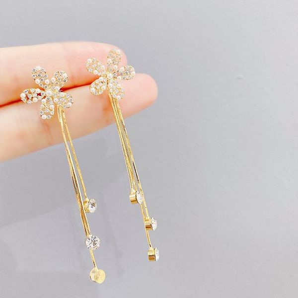 stud 2021 arrival s925 silver needle pearl flower earrings for women 14k real gold jewelry zircon long tassel, Golden;silver
stud 2021 arrival s925 silver needle pearl flower earrings for women 14k real gold jewelry zircon long tassel, Golden;silver