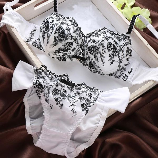 bras sets women lace embroidery lingerie underwire push-up padded bra underwear set+briefs 32-36b, Red;black
bras sets women lace embroidery lingerie underwire push-up padded bra underwear set+briefs 32-36b, Red;black