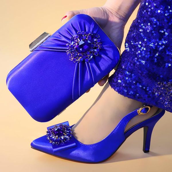 fashion royal blue women pumps match handbag with big crystal bowtie african shoes and bag set for party dress a168-28, Black
fashion royal blue women pumps match handbag with big crystal bowtie african shoes and bag set for party dress a168-28, Black
