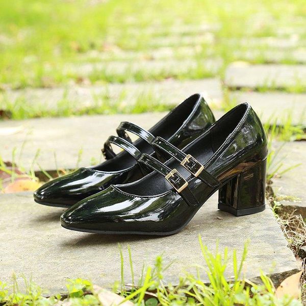 dress shoes 2021 patent leather women pumps retro thick high-heeled female square heels scalp vintage mary jane, Black
dress shoes 2021 patent leather women pumps retro thick high-heeled female square heels scalp vintage mary jane, Black