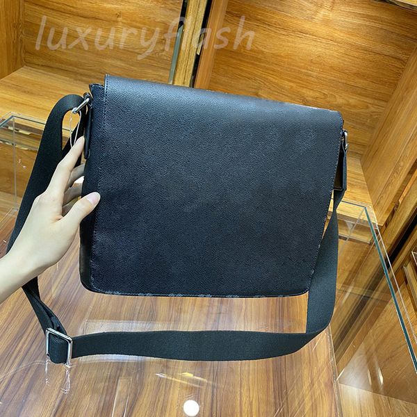 mens designers business briefcase luxurys fashion large capacity messenger bag outside bags handbag shouler purses wallets
mens designers business briefcase luxurys fashion large capacity messenger bag outside bags handbag shouler purses wallets
