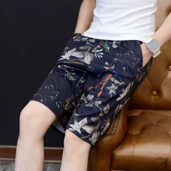 summer casual floral shorts men's capris korean trend beach pants loose breeches, White;black 
summer casual floral shorts men's capris korean trend beach pants loose breeches, White;black