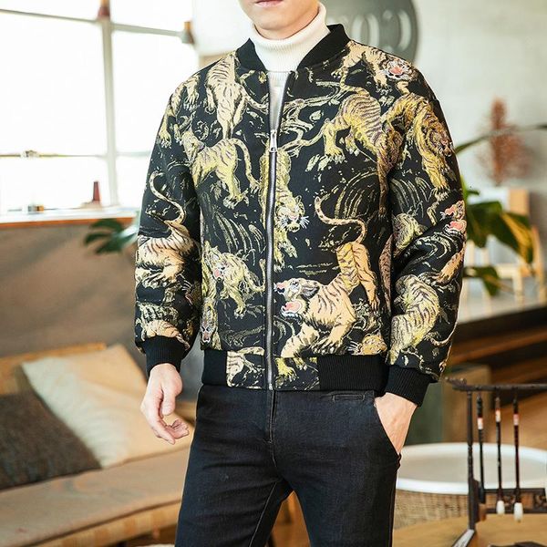 men's jackets animal embroidery loose coat abrigo ropa 2021 autumn thickening corta vientos hombre vintage jacket men, Black;brown
men's jackets animal embroidery loose coat abrigo ropa 2021 autumn thickening corta vientos hombre vintage jacket men, Black;brown