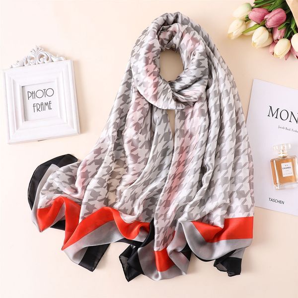 summer korean thousand bird color changing women's 2019 new satin professional scarf printed silk, Blue;gray
summer korean thousand bird color changing women's 2019 new satin professional scarf printed silk, Blue;gray