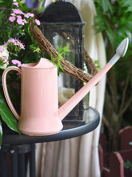 watering equipments pot large capacity long spout gardening tools flower raising household kettle
watering equipments pot large capacity long spout gardening tools flower raising household kettle