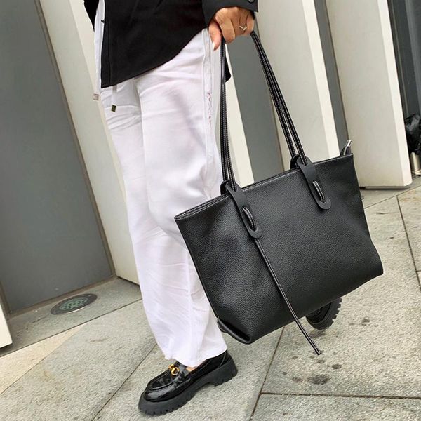 evening bags women's leather bag style large-capacity suede ladies handbag european and american french cowhide shoulder tote
evening bags women's leather bag style large-capacity suede ladies handbag european and american french cowhide shoulder tote
