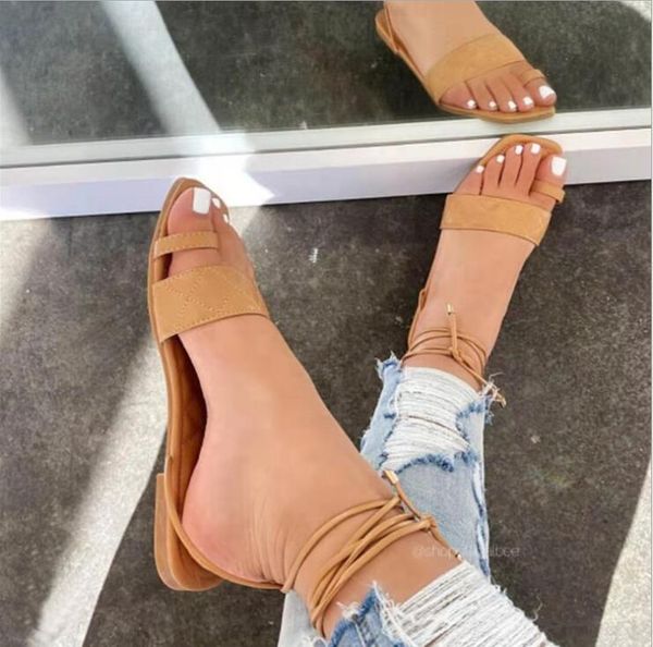 summer women female large size flat outer sandals/ms slippers square headgear toe ring strap roman sandals, Black
summer women female large size flat outer sandals/ms slippers square headgear toe ring strap roman sandals, Black