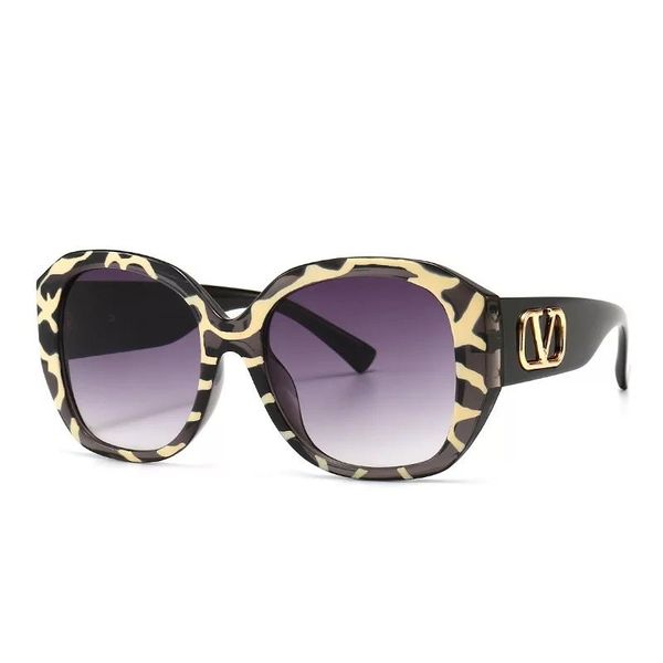 sunglasses 2021leopard round for women vintage retro sun galsses 2021 black big gradient shadesuv400, White;black
sunglasses 2021leopard round for women vintage retro sun galsses 2021 black big gradient shadesuv400, White;black