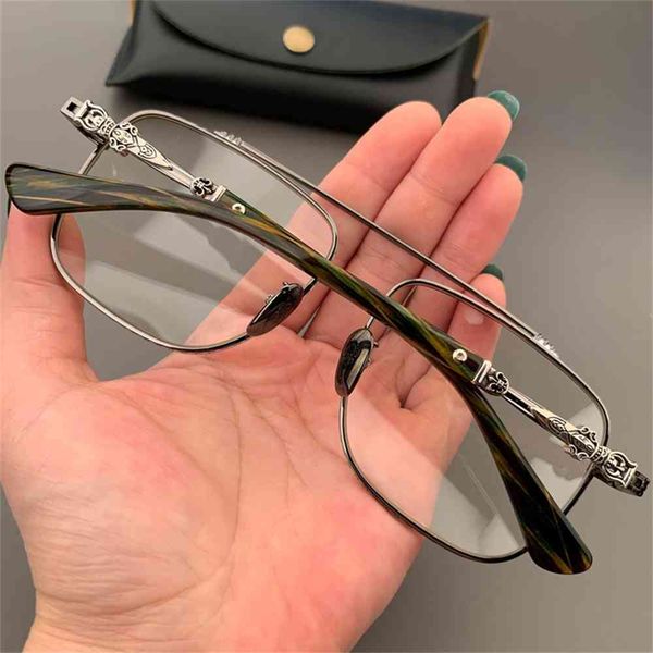 80% off store online crosin eye frame 2021 new type square lens flat light men's and women's super large face, White;black
80% off store online crosin eye frame 2021 new type square lens flat light men's and women's super large face, White;black