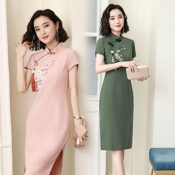 ethnic clothing women's short sleeved cheongsam, spring 2021 series, modern classic long skirt, chinese cheongsam, Red
ethnic clothing women's short sleeved cheongsam, spring 2021 series, modern classic long skirt, chinese cheongsam, Red