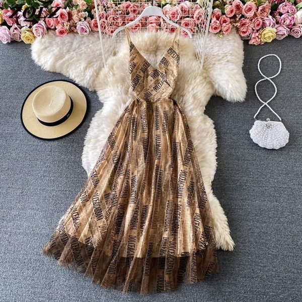 casual dresses zqlz summer vintage dress women 2021 letter print sleeveless v-neck vestidos mujer black beach party female, Black;gray
casual dresses zqlz summer vintage dress women 2021 letter print sleeveless v-neck vestidos mujer black beach party female, Black;gray