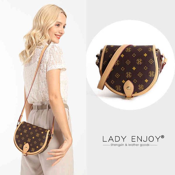 2022 latest handbag factory store on hong kong trendy red one shoulder messenger women's style versatile saddle students 75gr
2022 latest handbag factory store on hong kong trendy red one shoulder messenger women's style versatile saddle students 75gr