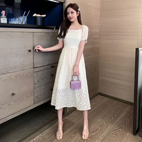 llzacoosh summer fashion sweet embroidery long dress women square collar puff sleeve beige elegant chic dress 210514, Black;gray
llzacoosh summer fashion sweet embroidery long dress women square collar puff sleeve beige elegant chic dress 210514, Black;gray