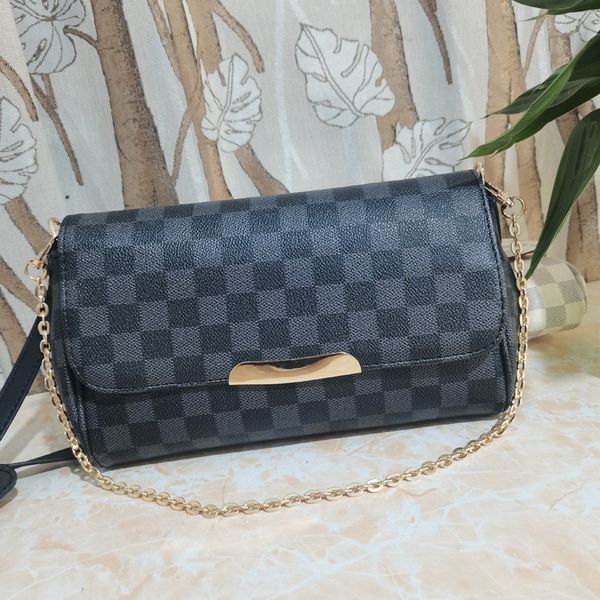 ladies designer handbags simple messenger bag women's personalized printing lattice chain single shoulder fashion
ladies designer handbags simple messenger bag women's personalized printing lattice chain single shoulder fashion