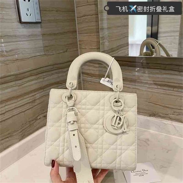 christian wholesale and d casual fashionable carry on with small fragrant style yw designer handbag bags n56h
christian wholesale and d casual fashionable carry on with small fragrant style yw designer handbag bags n56h