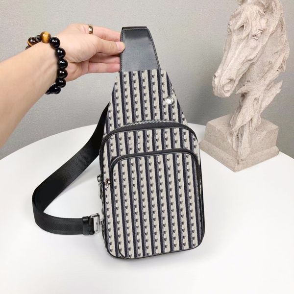 classic shoulder cross body bag men crossbody bumbag messenger waist chest bags man handbag tote handbags coin purse wallet card holder patc
classic shoulder cross body bag men crossbody bumbag messenger waist chest bags man handbag tote handbags coin purse wallet card holder patc