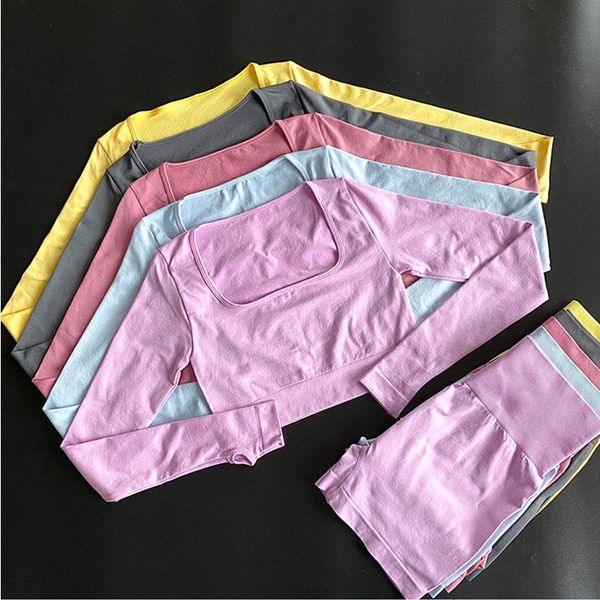 yoga outfit seameless long sleeve shirt with short pant women set fitness suit sportwear workout tracksuit gym running clothing
yoga outfit seameless long sleeve shirt with short pant women set fitness suit sportwear workout tracksuit gym running clothing