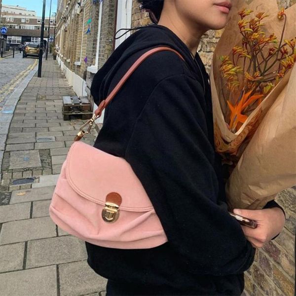evening bags female handle handbags retro suede matte lock buckle women one-shoulder underarm bag fashion ladies hand bolso mujer
evening bags female handle handbags retro suede matte lock buckle women one-shoulder underarm bag fashion ladies hand bolso mujer