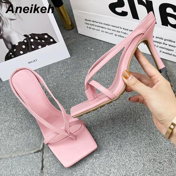 aneikeh fashion 2021 women shoes summer stiletto heels slippers shallow pu solid outside concise swee party black size 35-40
aneikeh fashion 2021 women shoes summer stiletto heels slippers shallow pu solid outside concise swee party black size 35-40