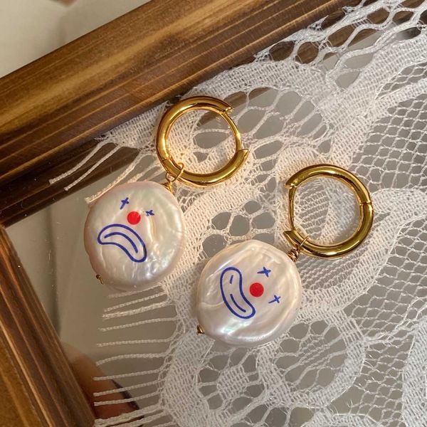small hand painted crying and smiling face same baroque shaped pearl earrings for female e18-4, Silver
small hand painted crying and smiling face same baroque shaped pearl earrings for female e18-4, Silver