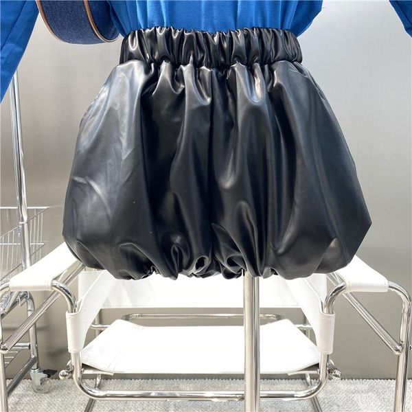women's shorts brand niche design 2021 retro fashion versatile bud age reducing elastic waist loose thin pu leather lantern pants, White;black
women's shorts brand niche design 2021 retro fashion versatile bud age reducing elastic waist loose thin pu leather lantern pants, White;black