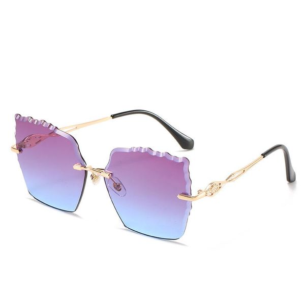 sunglasses classic rimless square women 2021 metal frames gradient sun glasses for men black shades uv400, White;black
sunglasses classic rimless square women 2021 metal frames gradient sun glasses for men black shades uv400, White;black