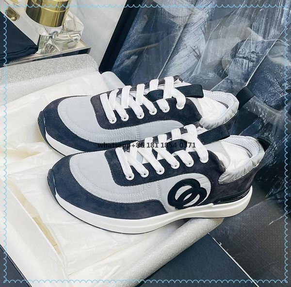 2021ss luxury women casual shoes imported calfskin white net sneakers are size35-41, Red;white
2021ss luxury women casual shoes imported calfskin white net sneakers are size35-41, Red;white