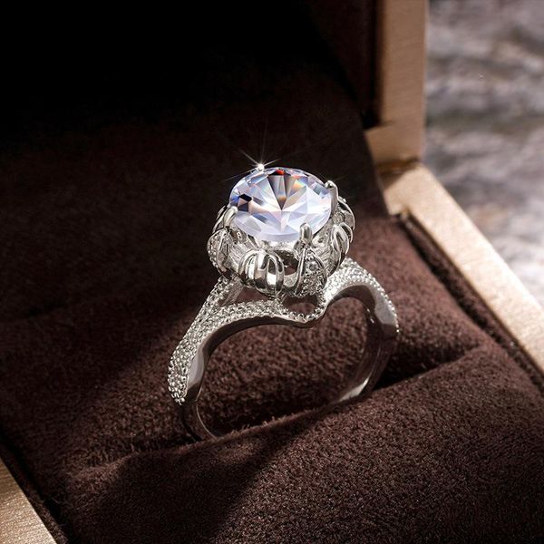 recommendation classic four-claw flower inlaid sparkling zircon ladies ring dream wedding bridal hand jewelry rings, Slivery;golden
recommendation classic four-claw flower inlaid sparkling zircon ladies ring dream wedding bridal hand jewelry rings, Slivery;golden