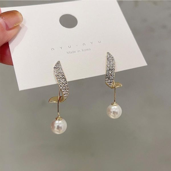 dangle & chandelier 2021 contracted long sweet pearl modelling women earrings fashion lovely joker fresh crystal elegant, Silver
dangle & chandelier 2021 contracted long sweet pearl modelling women earrings fashion lovely joker fresh crystal elegant, Silver
