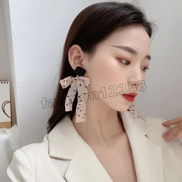 hyperbole fashion brown spotted bow dangle streamer long tassel black square simple drop earrings for women jewelry winter gifts, Silver
hyperbole fashion brown spotted bow dangle streamer long tassel black square simple drop earrings for women jewelry winter gifts, Silver