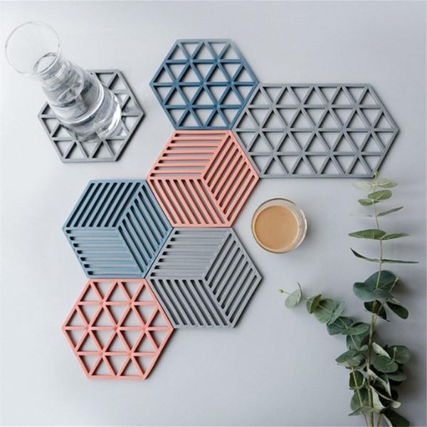 mats & pads nordic style hexagon pvc placemat hollow non-slip insulation coffee tea cup drink holder kitchen dining table decor
mats & pads nordic style hexagon pvc placemat hollow non-slip insulation coffee tea cup drink holder kitchen dining table decor