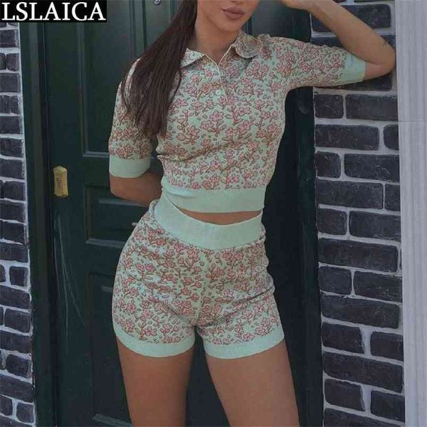knit suit half sleeve turn-down collar blouse short pants jacquard weave women's sports suits fashion casual two piece sets 210515, White
knit suit half sleeve turn-down collar blouse short pants jacquard weave women's sports suits fashion casual two piece sets 210515, White