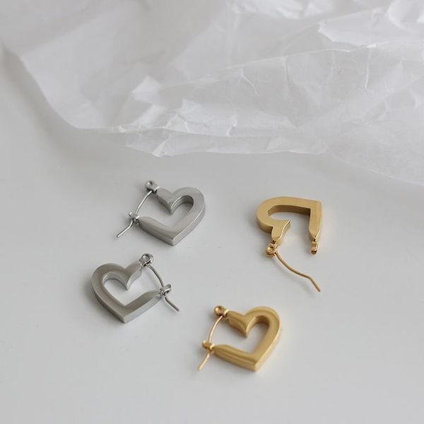hoop & huggie statement heart earring for women minimalist waterproof stainless steel gold metal earrings 2021 trend aretes party jewelry, Golden;silver
hoop & huggie statement heart earring for women minimalist waterproof stainless steel gold metal earrings 2021 trend aretes party jewelry, Golden;silver