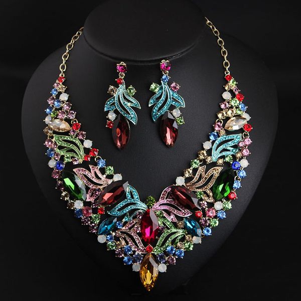 exaggerated colorful crystal short clavicle necklace set women's dress dinner accessories, Silver
exaggerated colorful crystal short clavicle necklace set women's dress dinner accessories, Silver